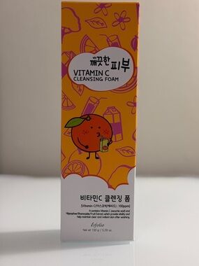 esfolio vitamin C Cleansing Foam